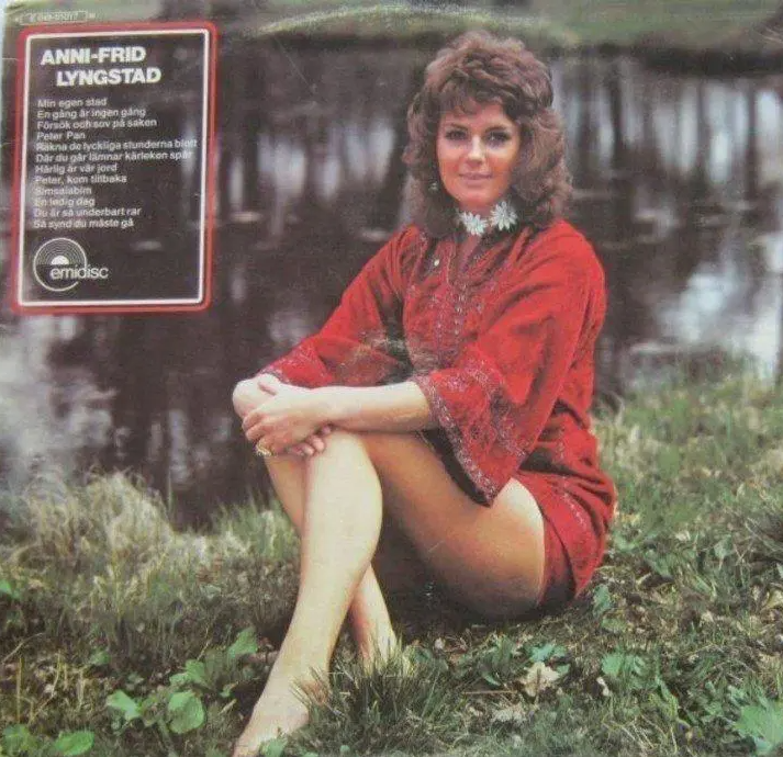  Frida en un disco como solista. Ella hizo conocer la historia del experimento nazi. 